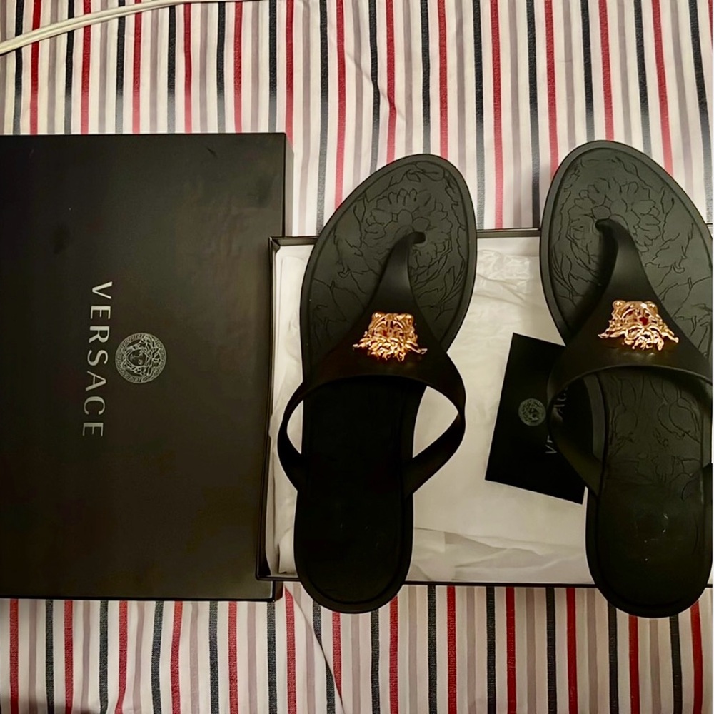 Versace Black Medusa Thong Sandals